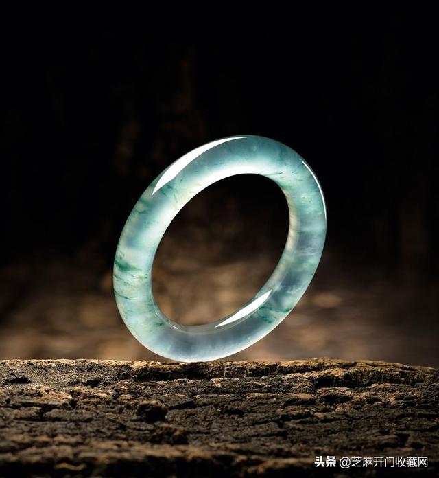 春带彩翡翠糯化种好吗冰糯春带彩翡翠手镯-第2张图片-翡翠网 春带彩翡翠糯化种好吗冰糯春带彩翡翠手镯-第2张图片-翡翠网