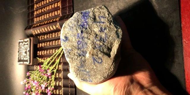 缅甸翡翠飘花手镯翡翠飘花手镯-第1张图片-翡翠网 缅甸翡翠飘花手镯翡翠飘花手镯-第1张图片-翡翠网