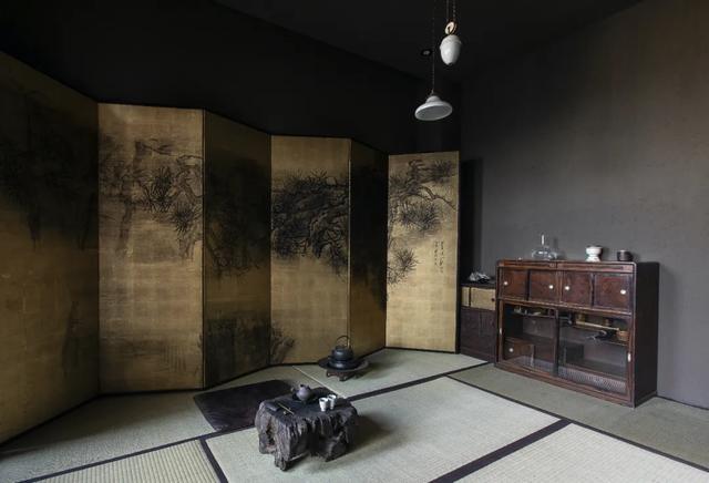 翡翠原石249克,翡翠原石怎么辨别-第16张图片-翡翠网 翡翠原石249克,翡翠原石怎么辨别-第16张图片-翡翠网