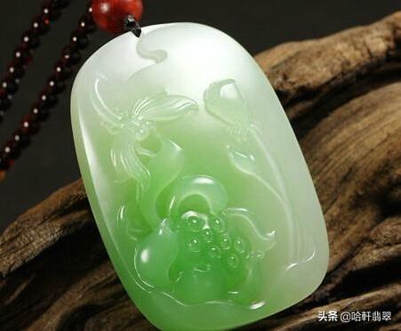 翡翠手镯有蜡是什么意思,翡翠手镯上腊多久掉-第8张图片-翡翠网 翡翠手镯有蜡是什么意思,翡翠手镯上腊多久掉-第8张图片-翡翠网