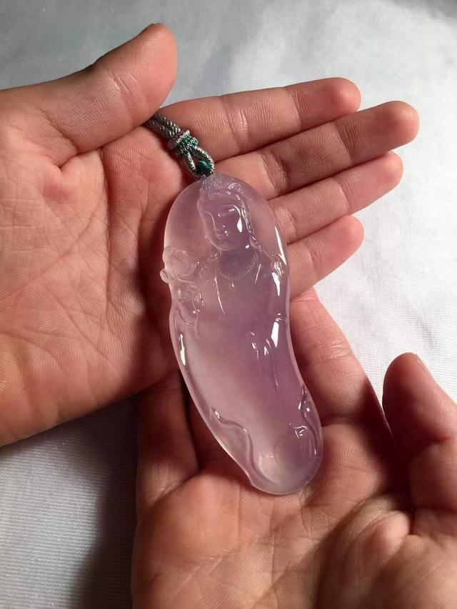 女人什么年龄适合戴玉,女人戴翡翠有什么好处-第4张图片-翡翠网 女人什么年龄适合戴玉,女人戴翡翠有什么好处-第4张图片-翡翠网