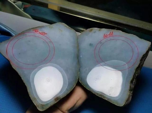 莫西沙玻璃种原石莫西沙翡翠原石飘绿花手镯-第2张图片-翡翠网 莫西沙玻璃种原石莫西沙翡翠原石飘绿花手镯-第2张图片-翡翠网