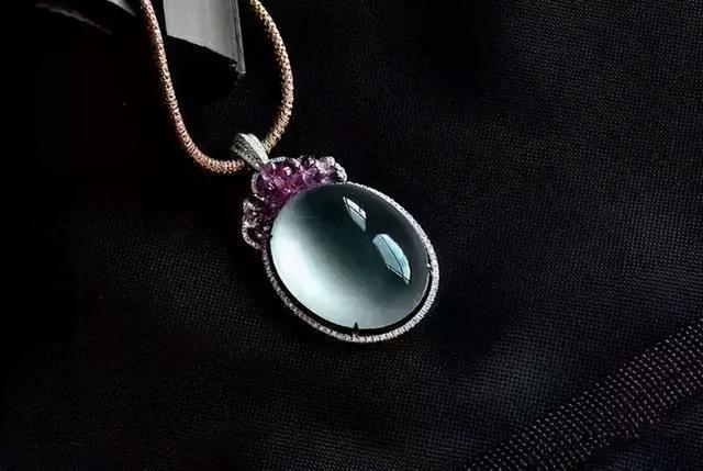 翡翠种老种嫩怎么看淘宝上加微信买翡翠是真的吗-第1张图片-翡翠网 翡翠种老种嫩怎么看淘宝上加微信买翡翠是真的吗-第1张图片-翡翠网