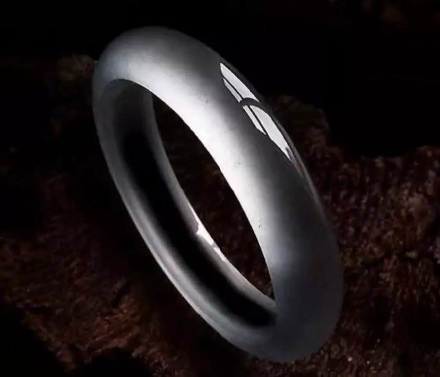 翡翠种老种嫩怎么看淘宝上加微信买翡翠是真的吗-第2张图片-翡翠网 翡翠种老种嫩怎么看淘宝上加微信买翡翠是真的吗-第2张图片-翡翠网