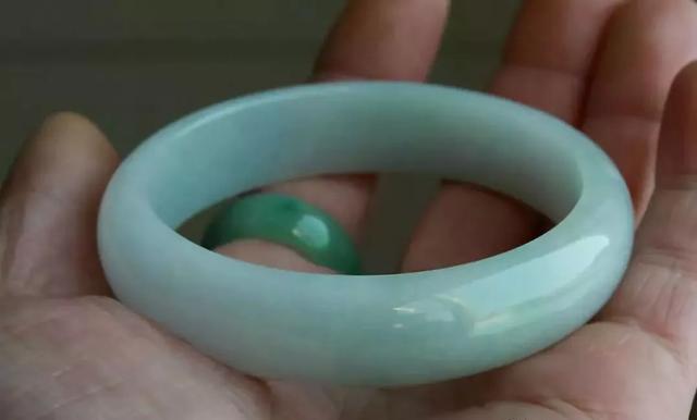 翡翠种老种嫩怎么看淘宝上加微信买翡翠是真的吗-第11张图片-翡翠网 翡翠种老种嫩怎么看淘宝上加微信买翡翠是真的吗-第11张图片-翡翠网