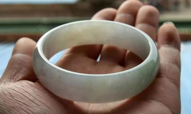 翡翠种老种嫩怎么看淘宝上加微信买翡翠是真的吗-第15张图片-翡翠网 翡翠种老种嫩怎么看淘宝上加微信买翡翠是真的吗-第15张图片-翡翠网