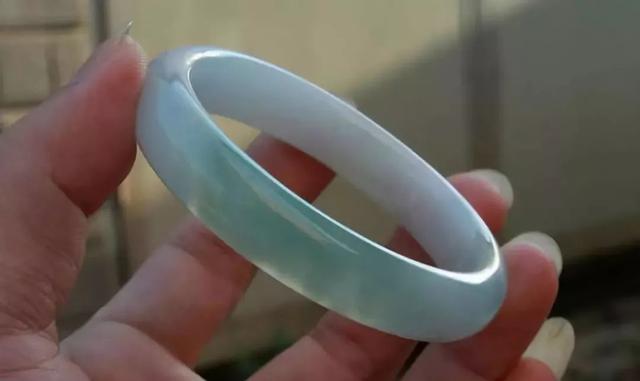 翡翠种老种嫩怎么看淘宝上加微信买翡翠是真的吗-第17张图片-翡翠网 翡翠种老种嫩怎么看淘宝上加微信买翡翠是真的吗-第17张图片-翡翠网