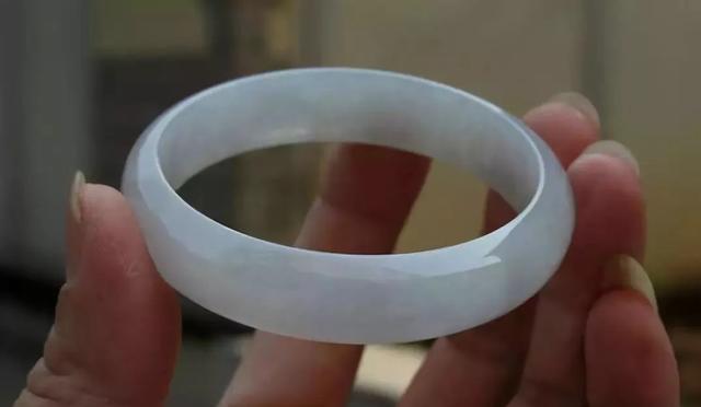 翡翠种老种嫩怎么看淘宝上加微信买翡翠是真的吗-第18张图片-翡翠网 翡翠种老种嫩怎么看淘宝上加微信买翡翠是真的吗-第18张图片-翡翠网