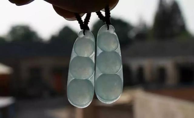 翡翠种老种嫩怎么看淘宝上加微信买翡翠是真的吗-第26张图片-翡翠网 翡翠种老种嫩怎么看淘宝上加微信买翡翠是真的吗-第26张图片-翡翠网