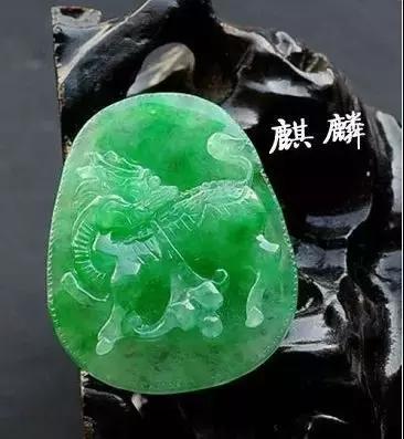 清代翡翠配饰使用知识,编翡翠貔貅手链配饰-第11张图片-翡翠网 清代翡翠配饰使用知识,编翡翠貔貅手链配饰-第11张图片-翡翠网