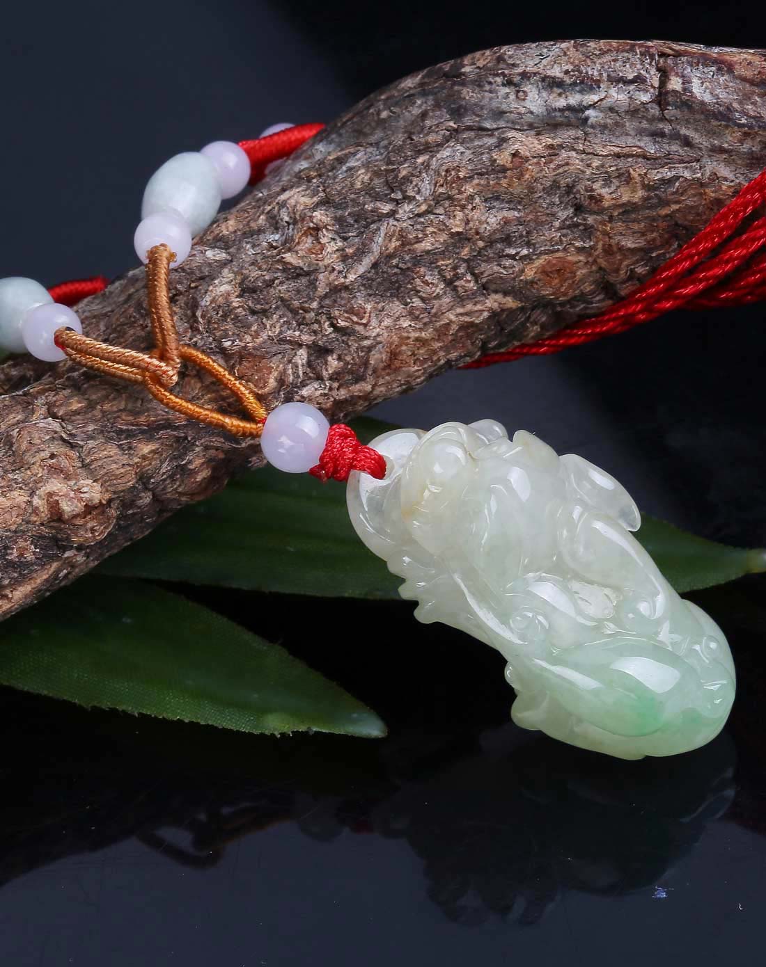 翡翠a货的价格一般多少,a货翡翠挂件貔恘价格-第2张图片-翡翠网 翡翠a货的价格一般多少,a货翡翠挂件貔恘价格-第2张图片-翡翠网