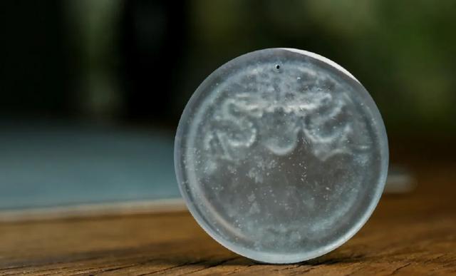 翡翠手镯雕,a货翡翠手镯-第7张图片-翡翠网 翡翠手镯雕,a货翡翠手镯-第7张图片-翡翠网