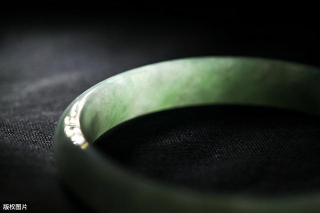 翡翠的基本知识大全翡翠宝贝基础知识-第1张图片-翡翠网 翡翠的基本知识大全翡翠宝贝基础知识-第1张图片-翡翠网