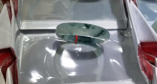 蓝花翡翠手镯,2万左右兰花翠翡翠手镯图片-第5张图片-翡翠网 蓝花翡翠手镯,2万左右兰花翠翡翠手镯图片-第5张图片-翡翠网