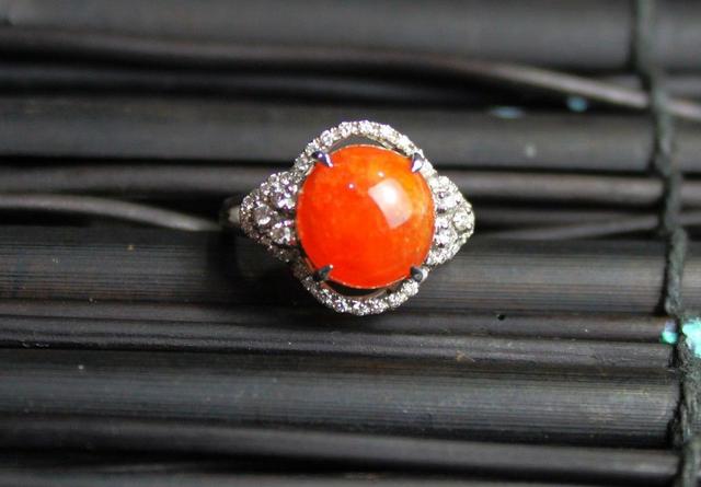 顶级红翡翠知识,红翡翠为什么那么便宜-第2张图片-翡翠网 顶级红翡翠知识,红翡翠为什么那么便宜-第2张图片-翡翠网