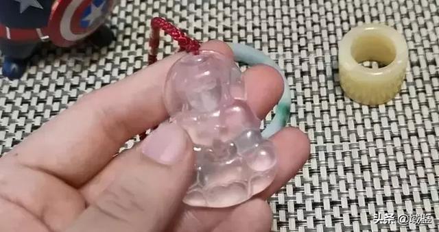 翡翠玉石abcd货的区别天然翡翠是什么货-第9张图片-翡翠网 翡翠玉石abcd货的区别天然翡翠是什么货-第9张图片-翡翠网