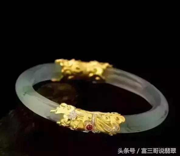 翡翠手镯可以置换吗,翡翠断手镯-第14张图片-翡翠网 翡翠手镯可以置换吗,翡翠断手镯-第14张图片-翡翠网