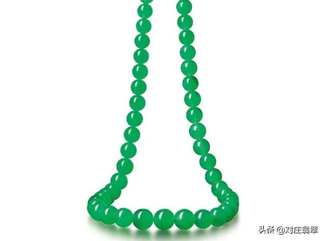 翡翠满绿手镯价格满绿的手镯能值多少钱-第2张图片-翡翠网 翡翠满绿手镯价格满绿的手镯能值多少钱-第2张图片-翡翠网