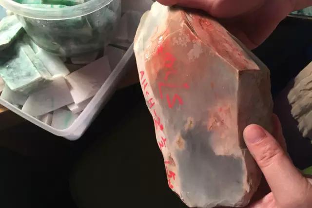 浙江翡翠手镯厂家云南翡翠玉手镯各种批发价格-第19张图片-翡翠网 浙江翡翠手镯厂家云南翡翠玉手镯各种批发价格-第19张图片-翡翠网