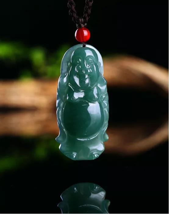 翡翠手镯怎么保养洗澡可以戴翡翠手镯吗-第9张图片-翡翠网 翡翠手镯怎么保养洗澡可以戴翡翠手镯吗-第9张图片-翡翠网