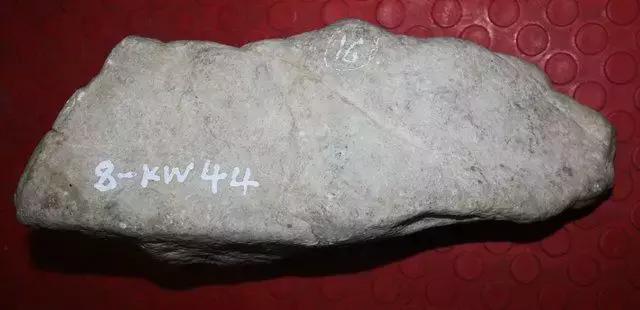 翡翠原石毛料特点,翡翠原石产地是哪里-第7张图片-翡翠网 翡翠原石毛料特点,翡翠原石产地是哪里-第7张图片-翡翠网