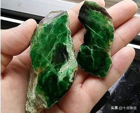 捡到翡翠原石要上交吗翡翠原石裂纹-第1张图片-翡翠网 捡到翡翠原石要上交吗翡翠原石裂纹-第1张图片-翡翠网