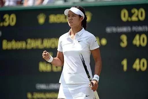 怎么养翡翠镯子王楠翡翠手镯-第1张图片-翡翠网 怎么养翡翠镯子王楠翡翠手镯-第1张图片-翡翠网