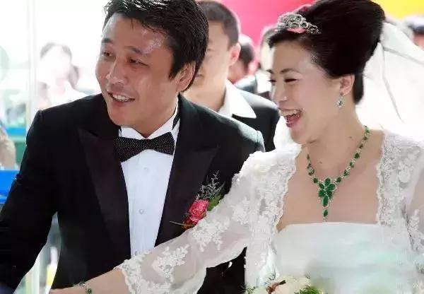 怎么养翡翠镯子王楠翡翠手镯-第9张图片-翡翠网 怎么养翡翠镯子王楠翡翠手镯-第9张图片-翡翠网