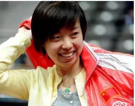 怎么养翡翠镯子王楠翡翠手镯-第13张图片-翡翠网 怎么养翡翠镯子王楠翡翠手镯-第13张图片-翡翠网