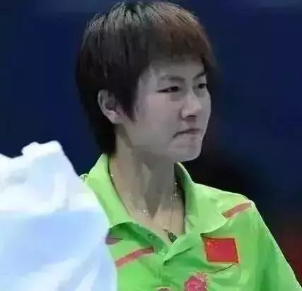 怎么养翡翠镯子王楠翡翠手镯-第18张图片-翡翠网 怎么养翡翠镯子王楠翡翠手镯-第18张图片-翡翠网