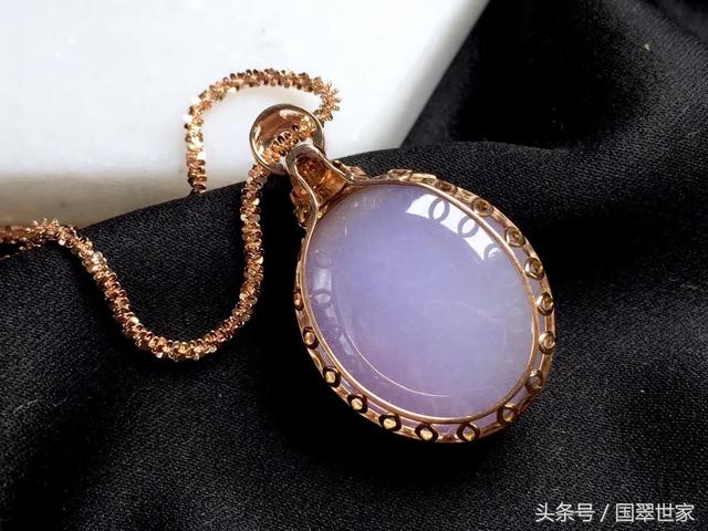 翡翠手镯要怎么做才有灵性,翡翠手镯最快多久养好-第2张图片-翡翠网 翡翠手镯要怎么做才有灵性,翡翠手镯最快多久养好-第2张图片-翡翠网