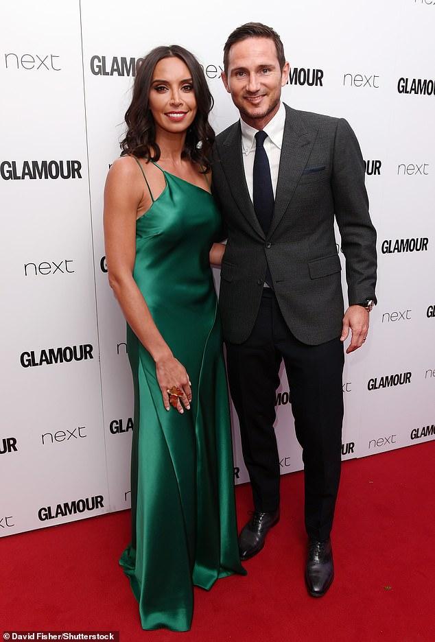 泰国免税店翡翠手镯在泰国卖翡翠玉好不好-第4张图片-翡翠网 泰国免税店翡翠手镯在泰国卖翡翠玉好不好-第4张图片-翡翠网