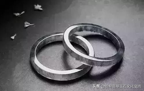 灌南乌鸡种翡翠原石翡翠原石乌鸡种切面-第1张图片-翡翠网 灌南乌鸡种翡翠原石翡翠原石乌鸡种切面-第1张图片-翡翠网