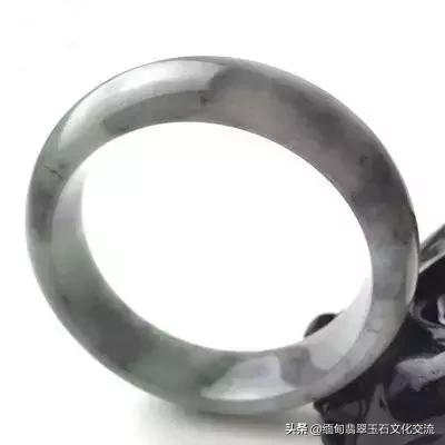 灌南乌鸡种翡翠原石翡翠原石乌鸡种切面-第3张图片-翡翠网 灌南乌鸡种翡翠原石翡翠原石乌鸡种切面-第3张图片-翡翠网