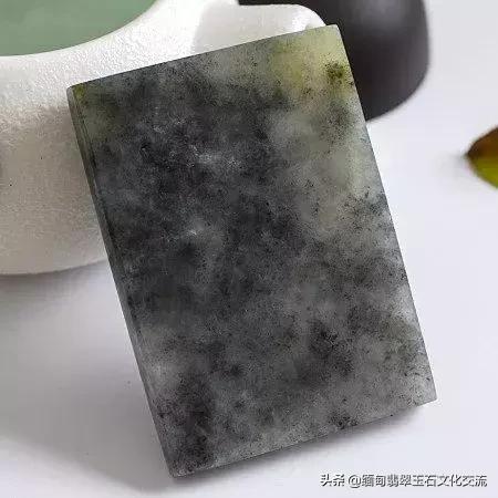 灌南乌鸡种翡翠原石翡翠原石乌鸡种切面-第5张图片-翡翠网 灌南乌鸡种翡翠原石翡翠原石乌鸡种切面-第5张图片-翡翠网