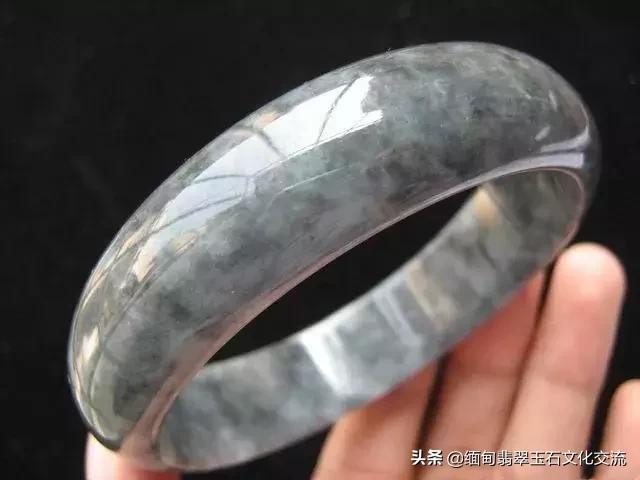 灌南乌鸡种翡翠原石翡翠原石乌鸡种切面-第7张图片-翡翠网 灌南乌鸡种翡翠原石翡翠原石乌鸡种切面-第7张图片-翡翠网