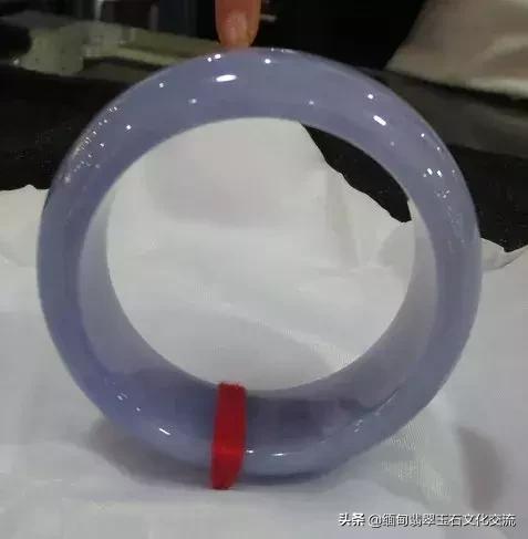 翡翠镯子报价如何介绍翡翠手镯-第47张图片-翡翠网 翡翠镯子报价如何介绍翡翠手镯-第47张图片-翡翠网