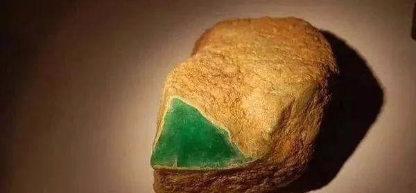 翡翠原石奇迹视频翡翠原石哪有-第5张图片-翡翠网 翡翠原石奇迹视频翡翠原石哪有-第5张图片-翡翠网