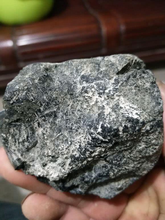 翡翠手镯抠感,翡翠用指甲抠-第7张图片-翡翠网 翡翠手镯抠感,翡翠用指甲抠-第7张图片-翡翠网