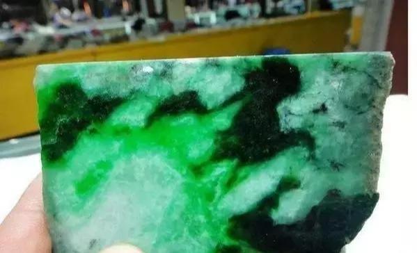 广西净色翡翠原石,广西壮族自治区想买翡翠原石-第6张图片-翡翠网 广西净色翡翠原石,广西壮族自治区想买翡翠原石-第6张图片-翡翠网