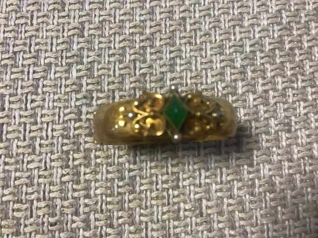 银手镯镶嵌蝴蝶宝石翡翠新疆哪里买和田玉-第4张图片-翡翠网 银手镯镶嵌蝴蝶宝石翡翠新疆哪里买和田玉-第4张图片-翡翠网