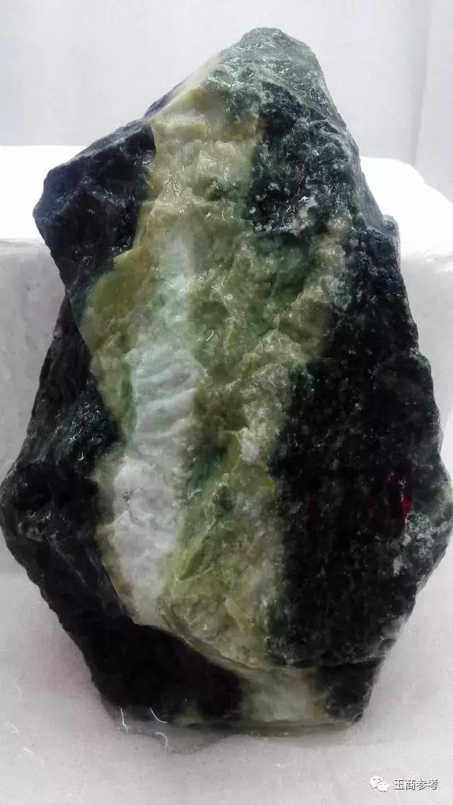 如何挑选翡翠原石,翡翠籽原石图片-第17张图片-翡翠网 如何挑选翡翠原石,翡翠籽原石图片-第17张图片-翡翠网