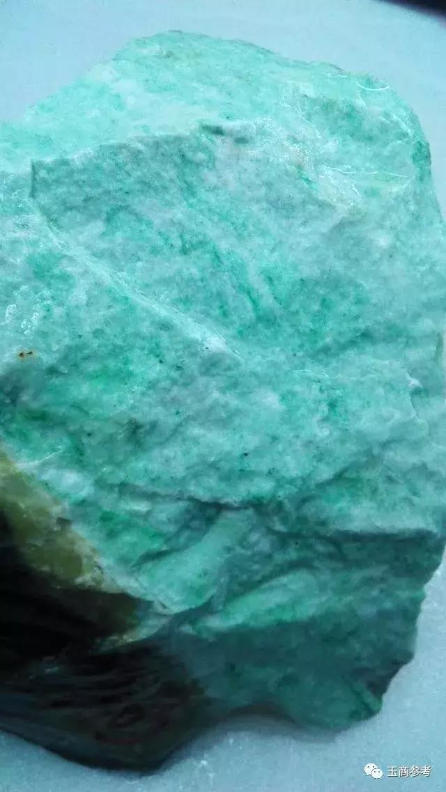 如何挑选翡翠原石,翡翠籽原石图片-第23张图片-翡翠网 如何挑选翡翠原石,翡翠籽原石图片-第23张图片-翡翠网