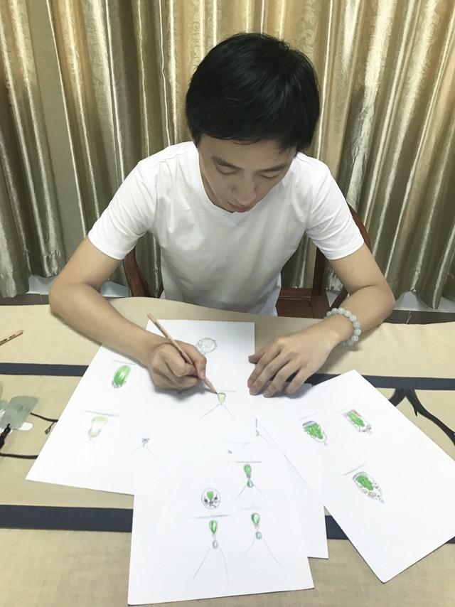 玻璃种帝王绿12亿翡翠原石创新-第9张图片-翡翠网 玻璃种帝王绿12亿翡翠原石创新-第9张图片-翡翠网