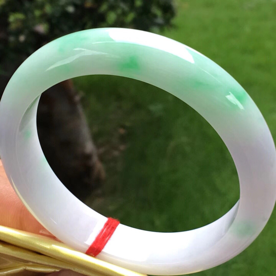 和田玉手镯编号查询,翡翠手镯手号-第1张图片-翡翠网 和田玉手镯编号查询,翡翠手镯手号-第1张图片-翡翠网