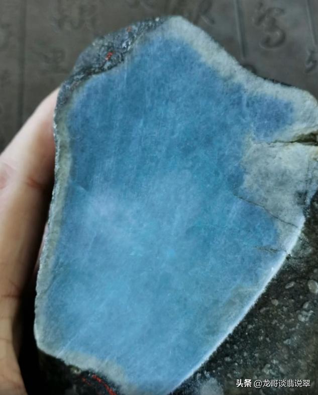 赌翡翠原石用什么灯翡翠原石打灯白雾-第3张图片-翡翠网 赌翡翠原石用什么灯翡翠原石打灯白雾-第3张图片-翡翠网