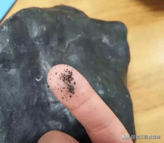 翡翠原石赌石直播卖场翡翠原石直播间-第2张图片-翡翠网 翡翠原石赌石直播卖场翡翠原石直播间-第2张图片-翡翠网