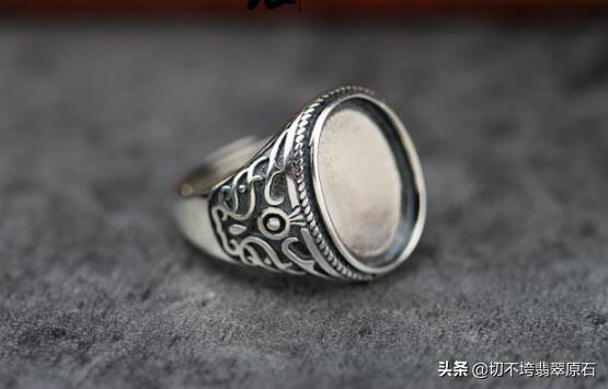 黄底翡翠原石黄盐沙皮翡翠原石图片-第12张图片-翡翠网 黄底翡翠原石黄盐沙皮翡翠原石图片-第12张图片-翡翠网