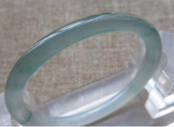 细条翡翠手镯图片,小细条翡翠手镯结实吗-第3张图片-翡翠网 细条翡翠手镯图片,小细条翡翠手镯结实吗-第3张图片-翡翠网