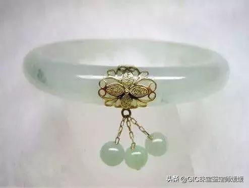 翡翠手镯描金什么价格翡翠手镯图片-第6张图片-翡翠网 翡翠手镯描金什么价格翡翠手镯图片-第6张图片-翡翠网